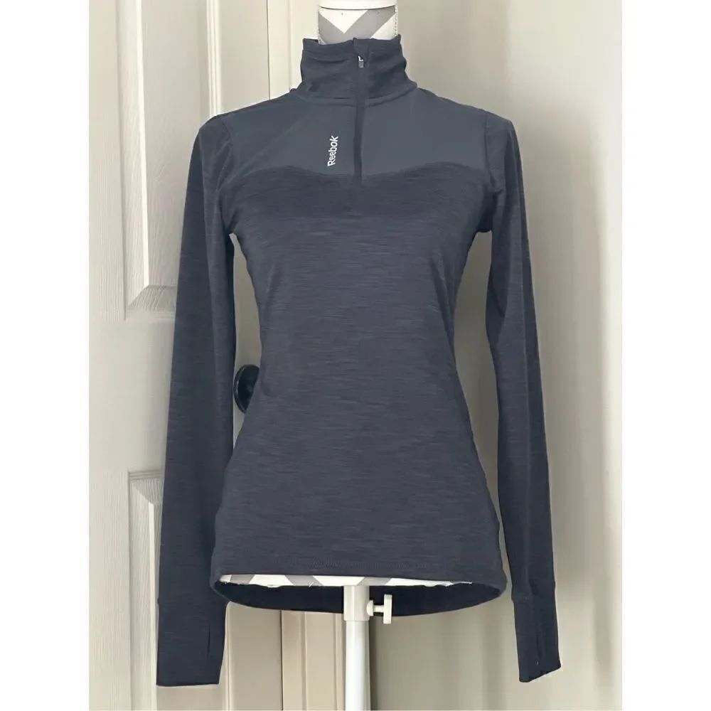 Ladies Reebok long sleeve fitted quarter zip
